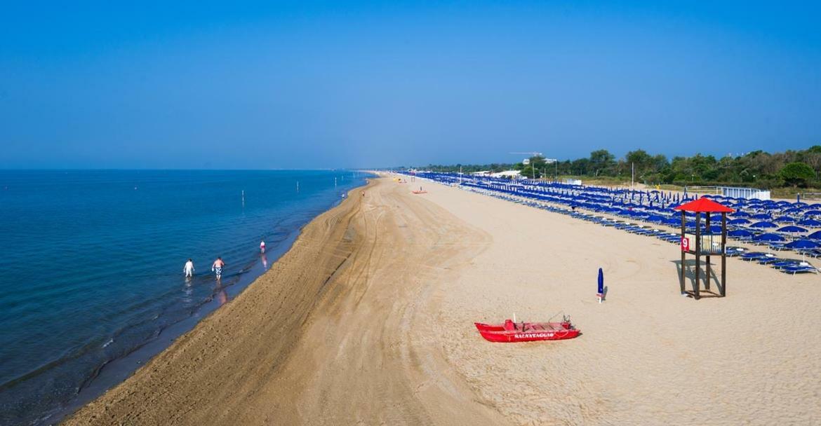Flats Valbella Leilighet Bibione Eksteriør bilde